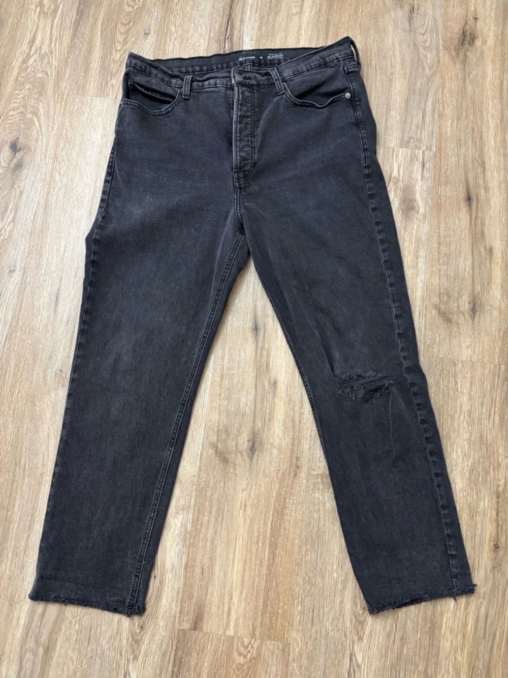 Old Navy Extra High-Rise Women’s Straight Ripped Jeans Charcoal Wash Black